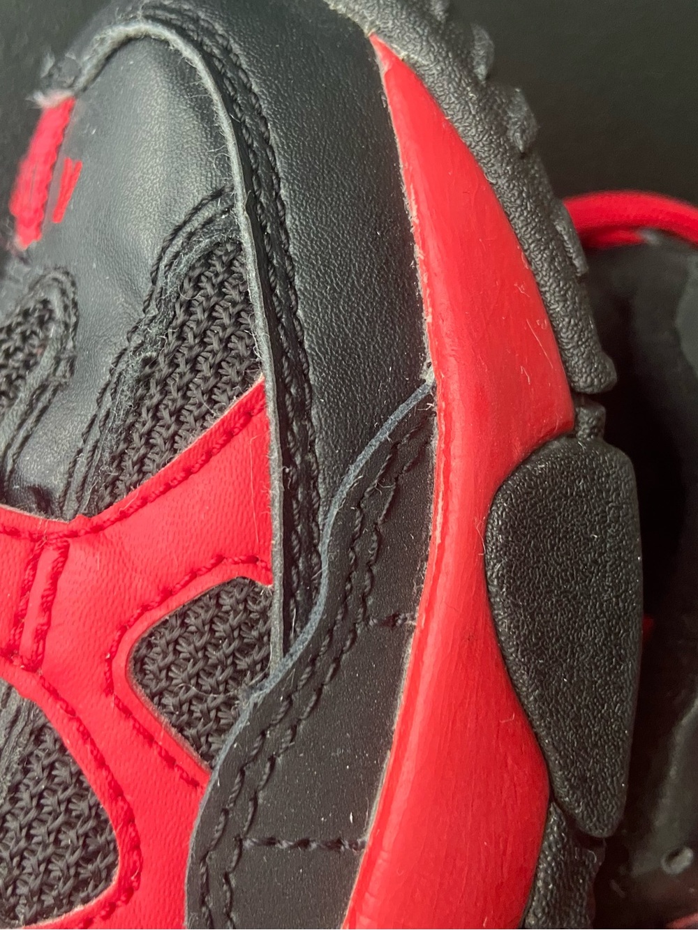Red & Black Nike Slants - Picture 8 of 14